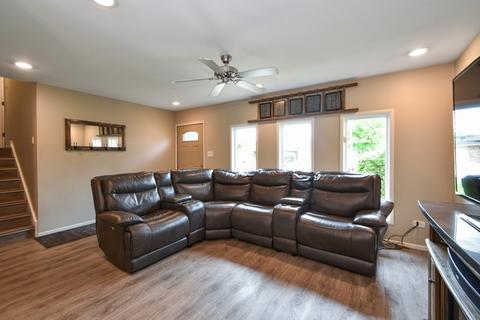 15624 Lorel Ave, Oak Forest, IL 60452 photo 2