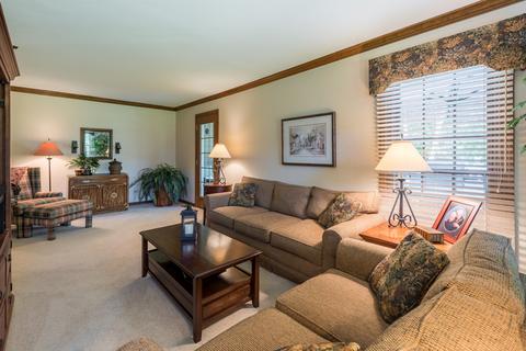 1579 Stonebridge Trl, Wheaton, IL 60187 photo 10