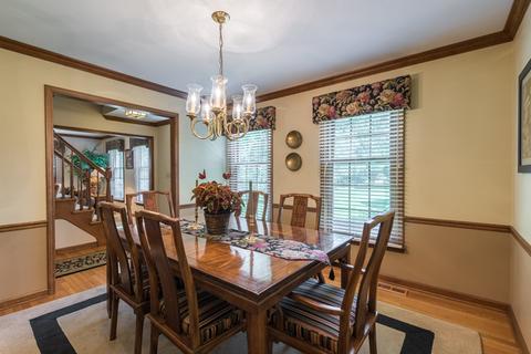 1579 Stonebridge Trl, Wheaton, IL 60187 photo 14