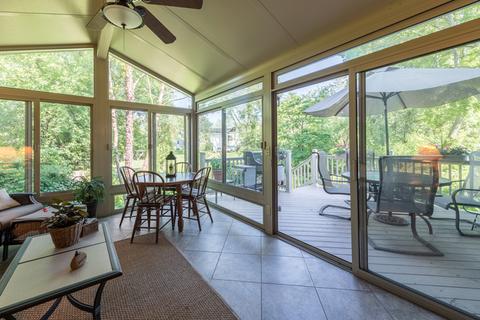 1579 Stonebridge Trl, Wheaton, IL 60187 photo 3