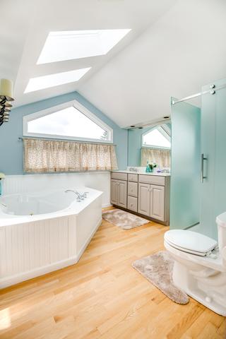 101 E Pine Ave, Roselle, IL 60172 photo 17