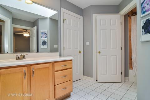 34 Windsor Dr, Elmhurst, IL 60126 photo 16
