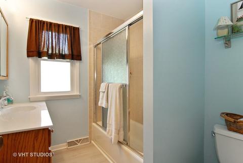 317 E Reader St, Elburn, IL 60119 photo 8