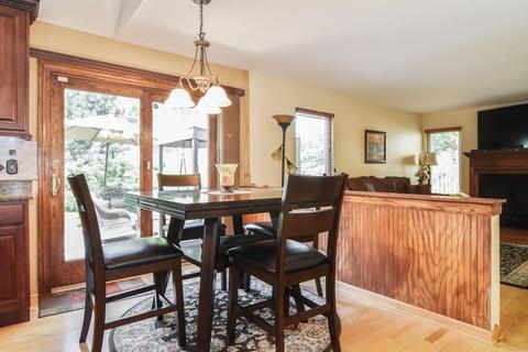 1338 Paddock Pl, Bartlett, IL 60103 photo 6