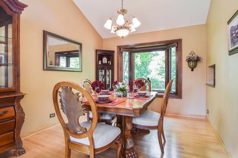 1338 Paddock Pl, Bartlett, IL 60103 photo 7