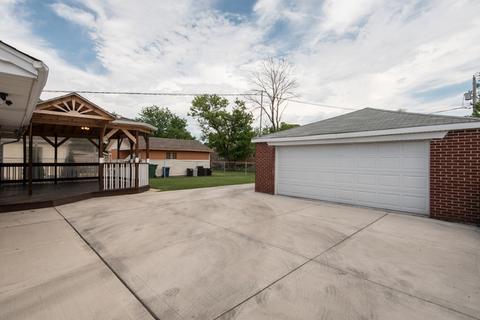 8541 State Rd, Burbank, IL 60459 photo 27
