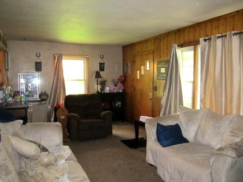 602 Bourn St, Harvard, IL 60033 photo 3