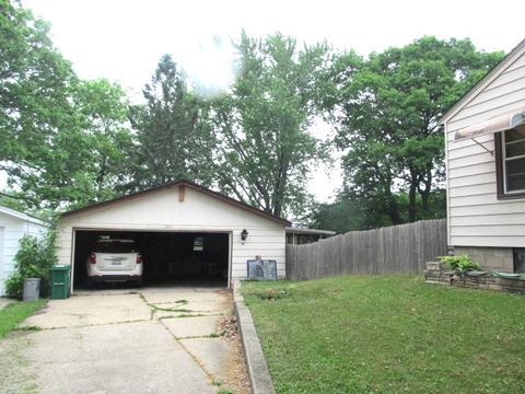 602 Bourn St, Harvard, IL 60033 photo 9