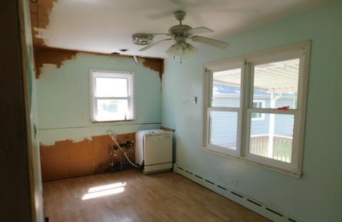 915 Edward St, Wheeling, IL 60090 photo 3