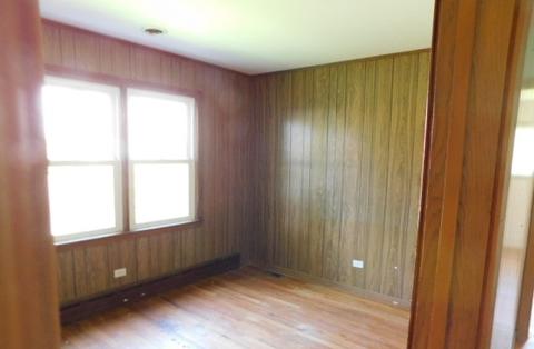915 Edward St, Wheeling, IL 60090 photo 6
