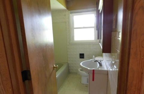 915 Edward St, Wheeling, IL 60090 photo 5