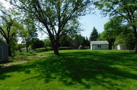 915 Edward St, Wheeling, IL 60090 photo 10