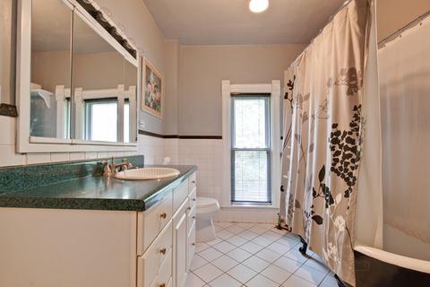 231 Spring St, Cary, IL 60013 photo 12