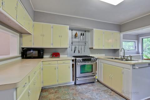 231 Spring St, Cary, IL 60013 photo 8