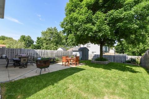 584 Horace Dr, Elgin, IL 60120 photo 14