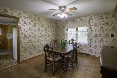 655 Schomer Rd, Aurora, IL 60505 photo 7