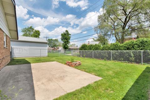 9113 Orchard Ln, Bridgeview, IL 60455 photo 18