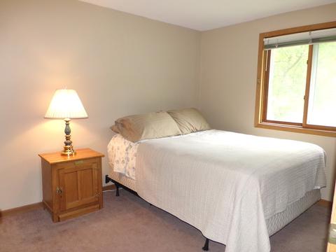 706 Paul St, Mchenry, IL 60051 photo 11