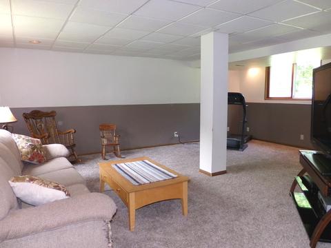 706 Paul St, Mchenry, IL 60051 photo 14