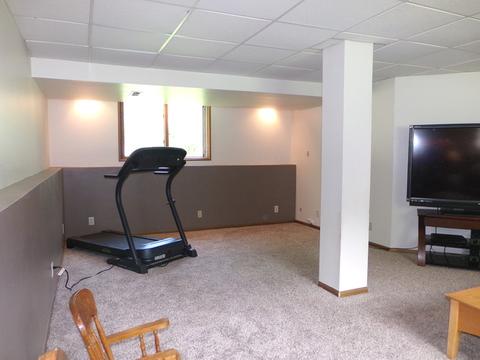 706 Paul St, Mchenry, IL 60051 photo 15