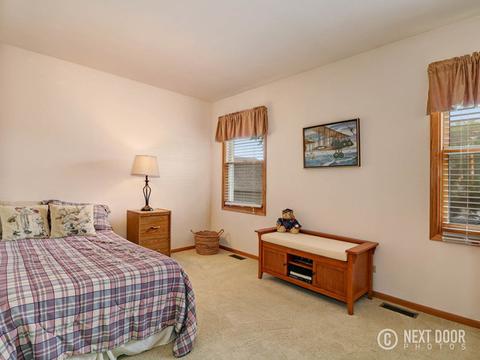 573 Yellowstone Dr, Elgin, IL 60123 photo 23