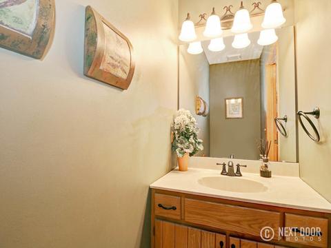 573 Yellowstone Dr, Elgin, IL 60123 photo 21