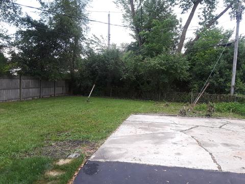 34 Circle Dr, Dixmoor, IL 60426 photo 13