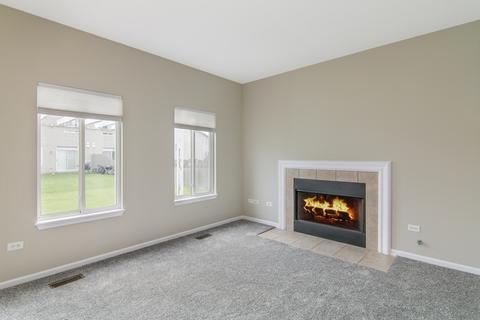 3036 Hoffman St, Plano, IL 60545 photo 4