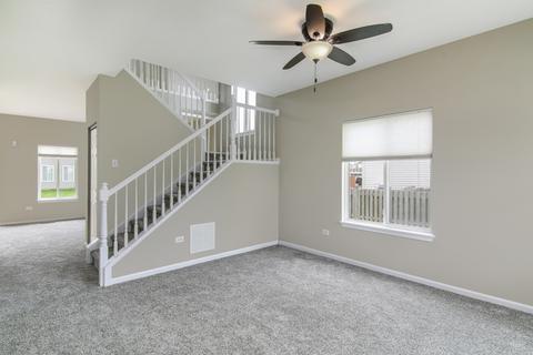 3036 Hoffman St, Plano, IL 60545 photo 2