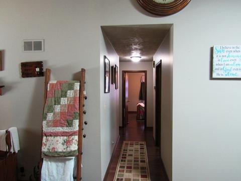143 Valley View Dr, Seneca, IL 61360 photo 12