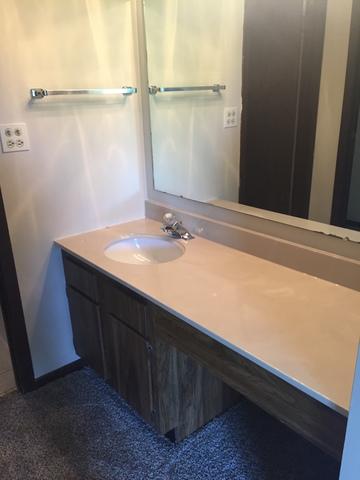 855 Johnstown Ln #B, Wheaton, IL 60187 photo 9