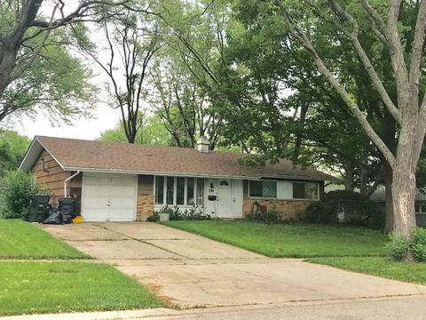 598 Durham Ln, Hoffman Estates, IL 60169 photo 2