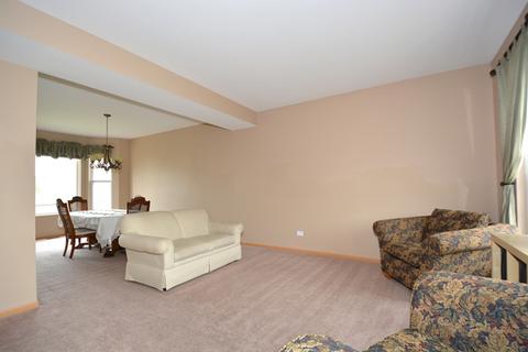 1413 Broadlawn Dr, Plainfield, IL 60586 photo 3