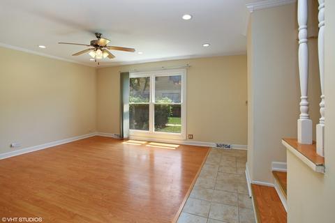 638 Maple Ct, Mount Prospect, IL 60056 photo 3