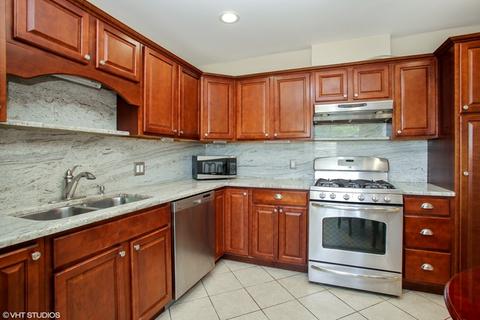 638 Maple Ct, Mount Prospect, IL 60056 photo 5