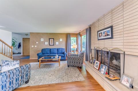 526 N Walnut St, Itasca, IL 60143 photo 4