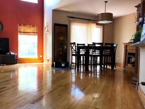 348 Cimmaron Rd E, Lombard, IL 60148 photo 2
