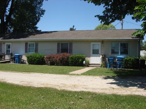 358 E Walnut St, Oglesby, IL 61348 photo 3