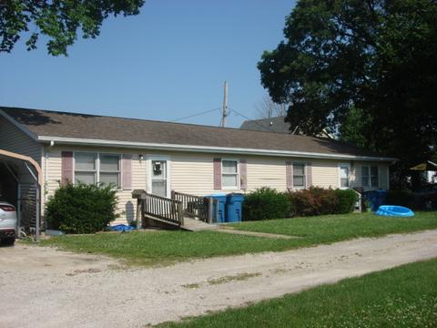 358 E Walnut St, Oglesby, IL 61348 photo 1