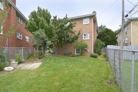 53 Dover Dr, Des Plaines, IL 60016 photo 12