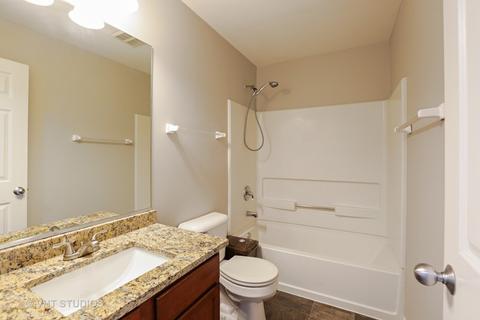 2611 Pondview Dr, Algonquin, IL 60102 photo 9