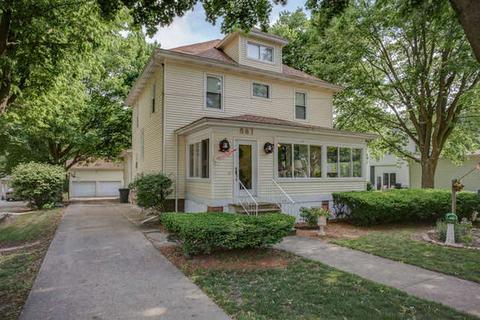 581 E Bodman St, Bement, IL 61813 photo 2