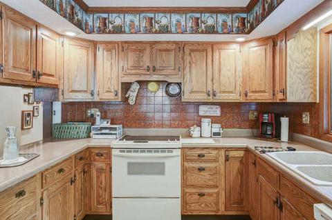 581 E Bodman St, Bement, IL 61813 photo 19