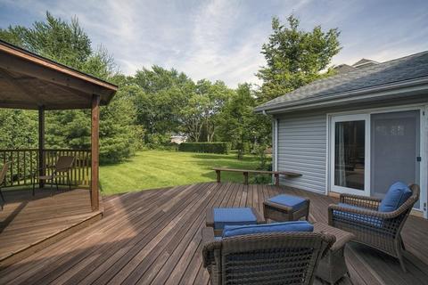 1701 Silverpine Dr, Northbrook, IL 60062 photo 22