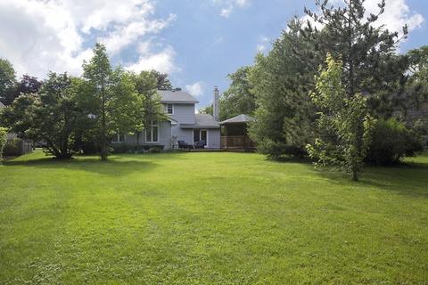 1701 Silverpine Dr, Northbrook, IL 60062 photo 2