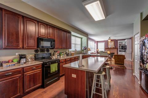 5290 Birch Bark Dr, Hoffman Estates, IL 60192 photo 6