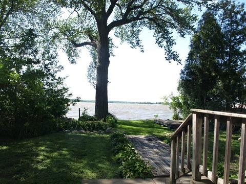 36946 N Stanton Point Rd, Ingleside, IL 60041 photo 2