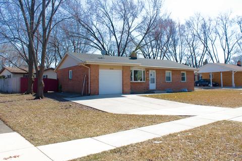 509 Washington Blvd, Hoffman Estates, IL 60169 photo 2