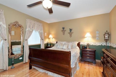 1392 Bow String Ct, Carol Stream, IL 60188 photo 5