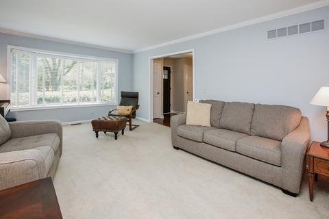 1401 Glencoe St, Wheaton, IL 60187 photo 5